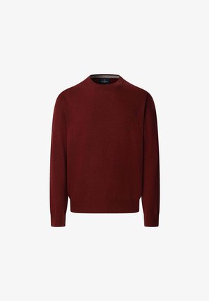 Langsleeve heren crewneck trui in effen donkerrood met geribbelde manchetten en zoom, gepresenteerd op een witte achtergrond.