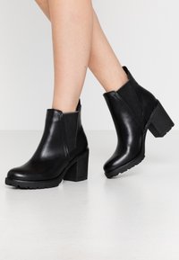 Marco Tozzi Ankle Boot - black antic