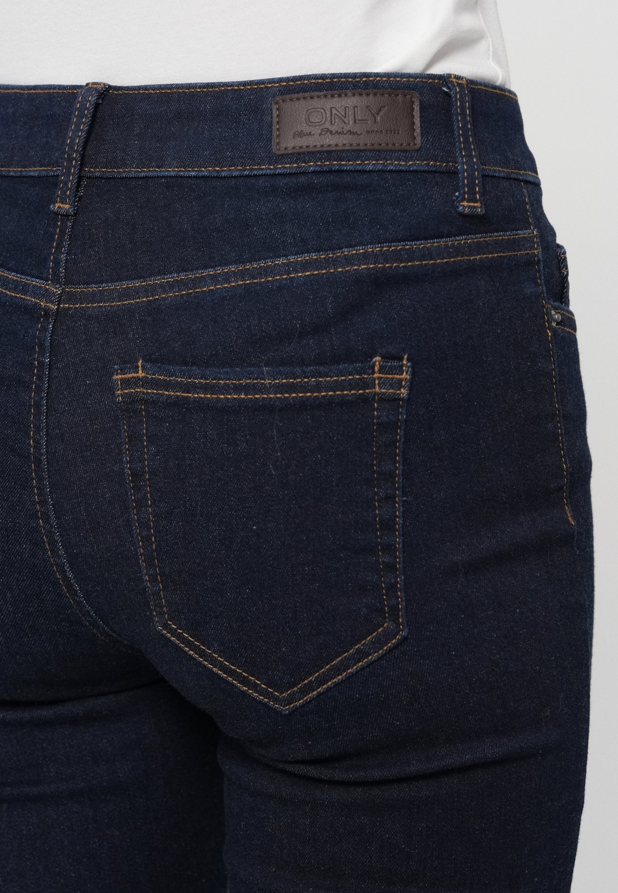 Flared fit ONLBLUSH Mid waist