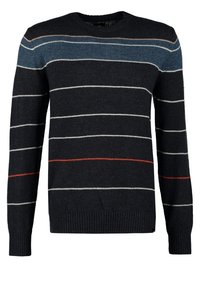 Stickad tröja i mörk marinblå med horisontella ränder i ljusgrått, rött och blått. Rund halsringning och ribbade manschetter och nederkant. Mjuk textur.