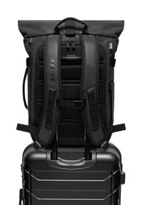 OAK25 LUMINITE ROLLTOP - Hátizsák - black