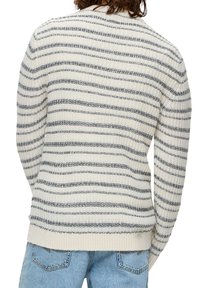 QS - Sweter