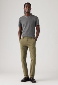 Levi's® SLIM FIT - Chinos - bunker olive shady