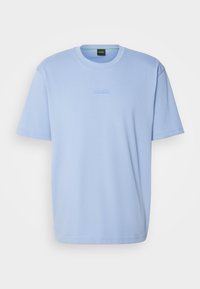 Unselected, open blue