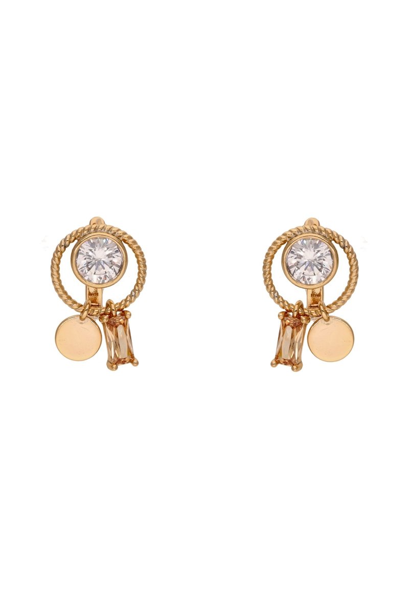 Náušnice ve zlaté barvě mají design krouceného kruhu, velký průhledný kámen a visící ozdoby ve tvaru kruhového a obdélníkového drahokamu.