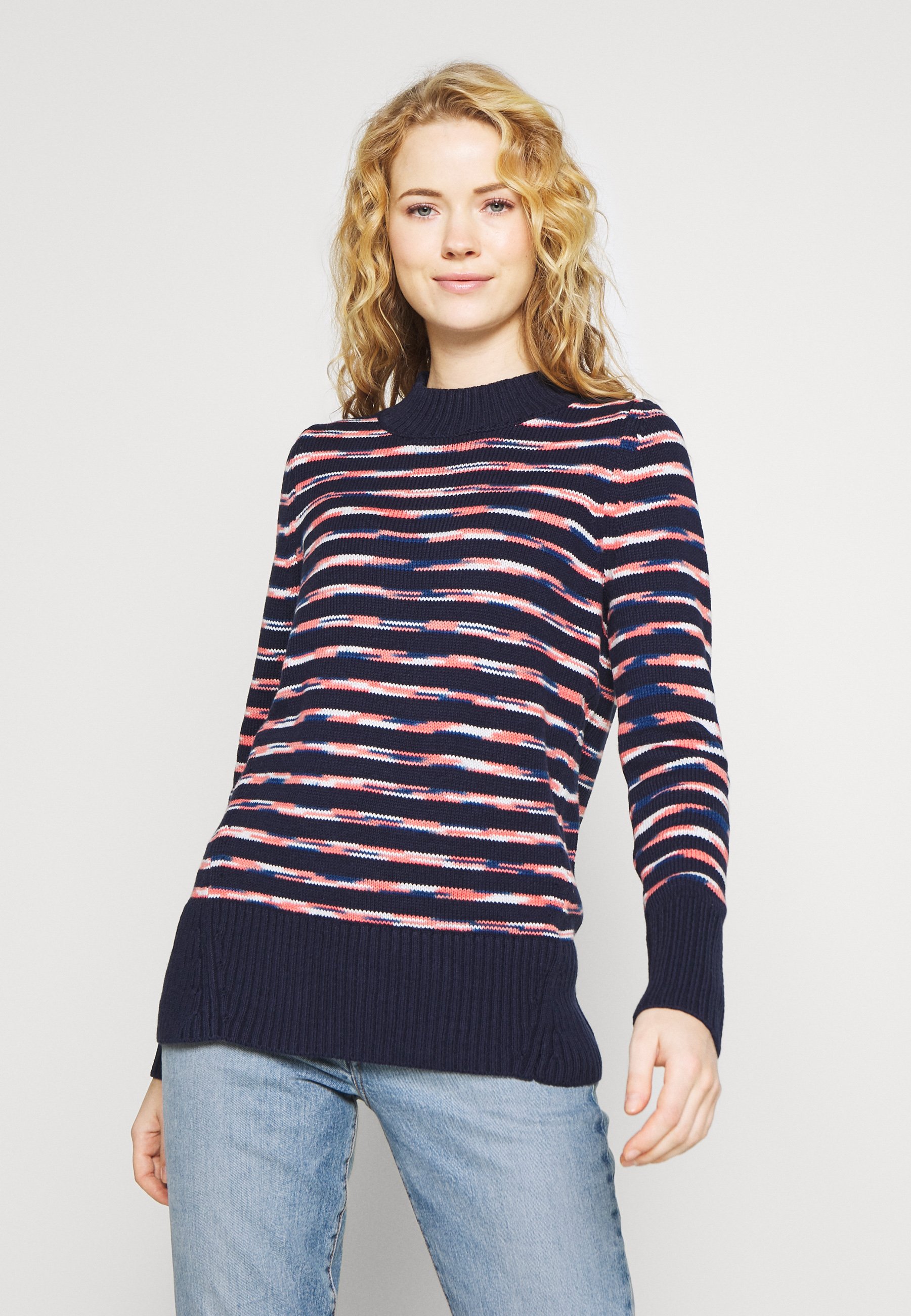 Stickad tröja new coral stripe Stickad tröja new coral stripe