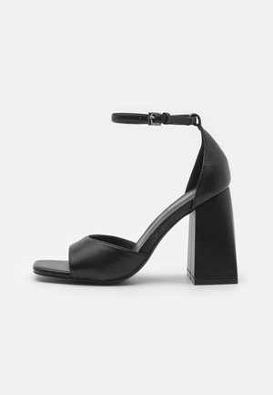 Højhælede sandaletter / Højhælede sandaler - black