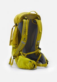 Deuter FUTURA 27 - Mochila - turmeric/greencurry