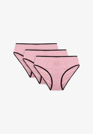 Három pár rózsaszín pamut hipster alsónemű, fekete gumival a derekán és a lábnyílásoknál. Sima textúra; nincs látható minta vagy díszítés.