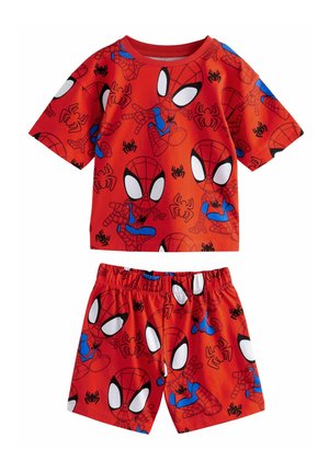 Kaksiosainen lasten yöpuvun setti, joka sisältää punaisen paidan, jossa on Spider-Man -grafiikka ja sinisiä yksityiskohtia, sekä siihen sopivat punaiset shortsit.