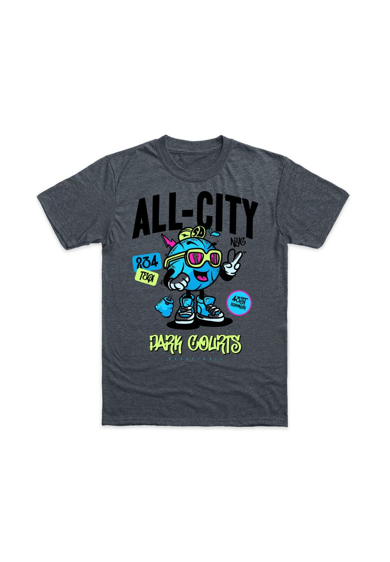 Grå bomullströja med färggrafisk tryck av en tecknad karaktär med solglasögon, texten "ALL-CITY" och "DARK COURTS" i fet stil.