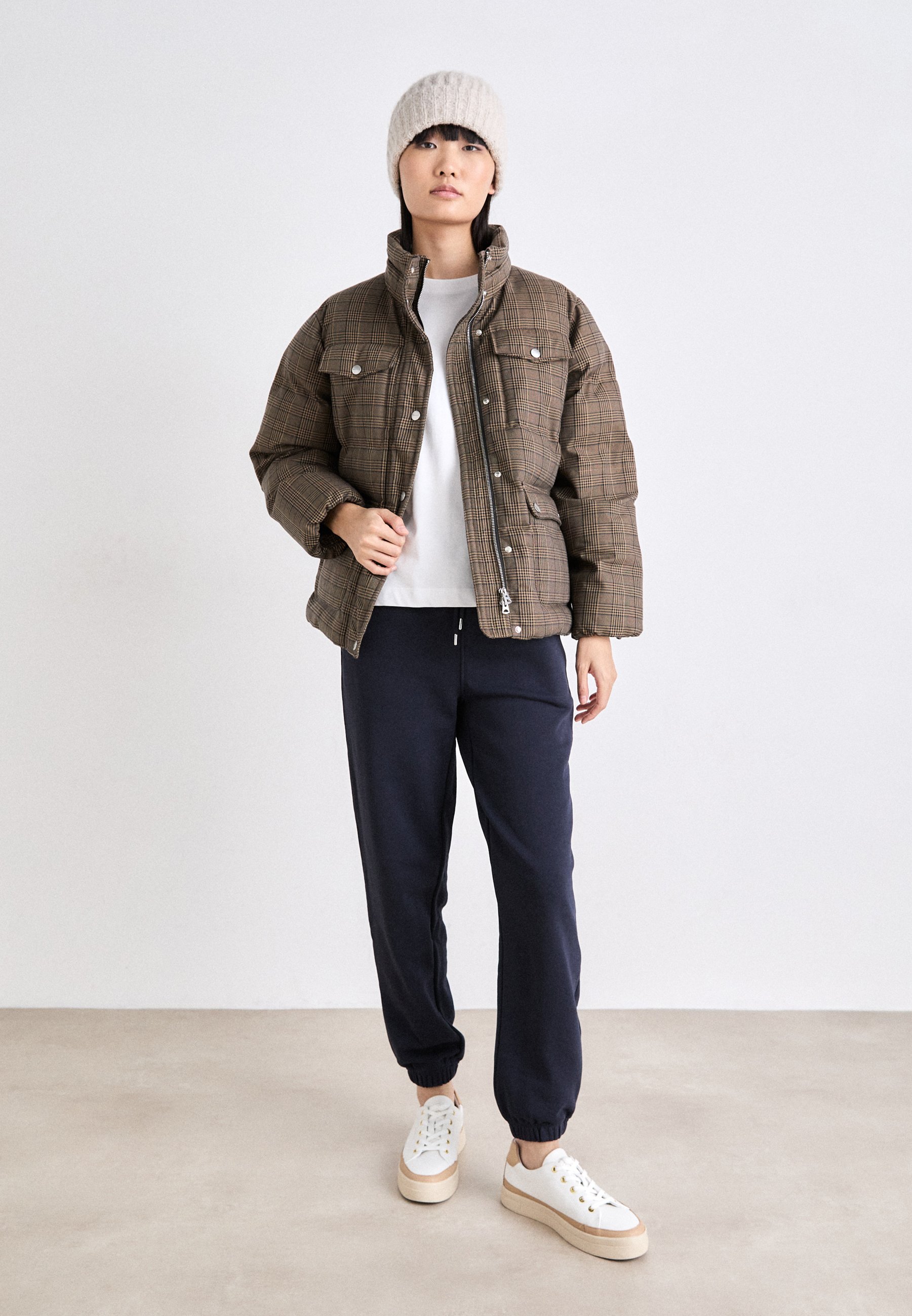 GANT PADDED CHECKED JACKET - Winter jacket - black - Zalando