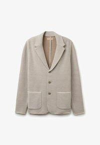 Ej vald, natürlich naturale