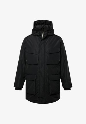 Sort parka-jakke lavet af nylon med hætte, to store brystlommer, to sidelommer og lynlås lukning foran. Glat tekstur og enkelt design.