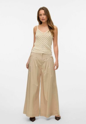 VMKARMREN WIDE - Trousers - humus