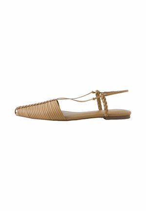 Next, REGULAR FIT - FOREVER COMFORT® POINT TO HURACHE FLATS . - Sandaler - camel