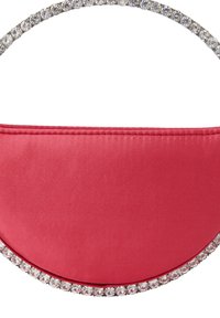 Rød satin clutch med en cirkulær form, forsynet med et dekorativt håndtag med rhinestones. Glat tekstur og minimalistisk design.