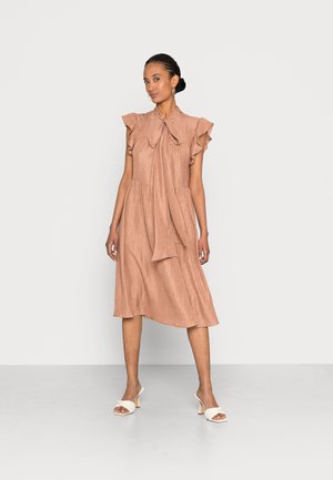 LILLI DRESS - Day dress - cognac