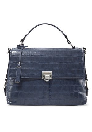 Bolso de mano de cuero azul marino con textura de cocodrilo, asa superior, cierre plateado y etiqueta de marca colgante "Picard" en el lado izquierdo.