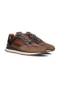 Brown sneakers with a mix of smooth leather and suede. Features gray laces, a cushioned white midsole, and a textured rubber outsole.