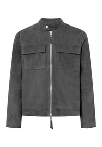 Giacca in suede grigia con colletto alto, zip frontale e due tasche sul petto. Caratterizzata da un design minimalista e una texture liscia.
