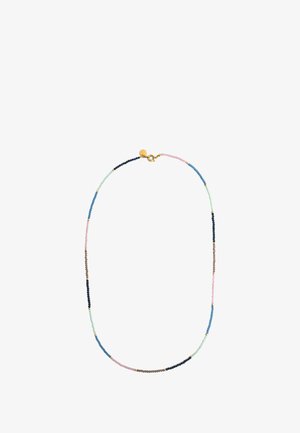 Mehrfarbige Perlenkette mit kleinen runden Perlen in Blau-, Grün- und Rosatönen sowie goldfarbenen Akzenten; gesichert mit einem goldenen Verschluss.