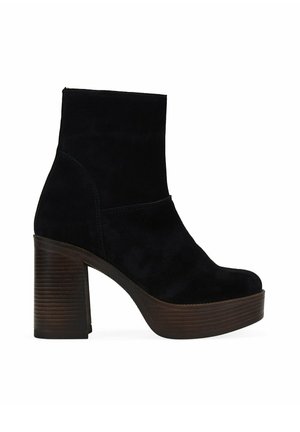Botines de tacón - black