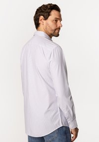 Lee Cooper WINDSOR biały