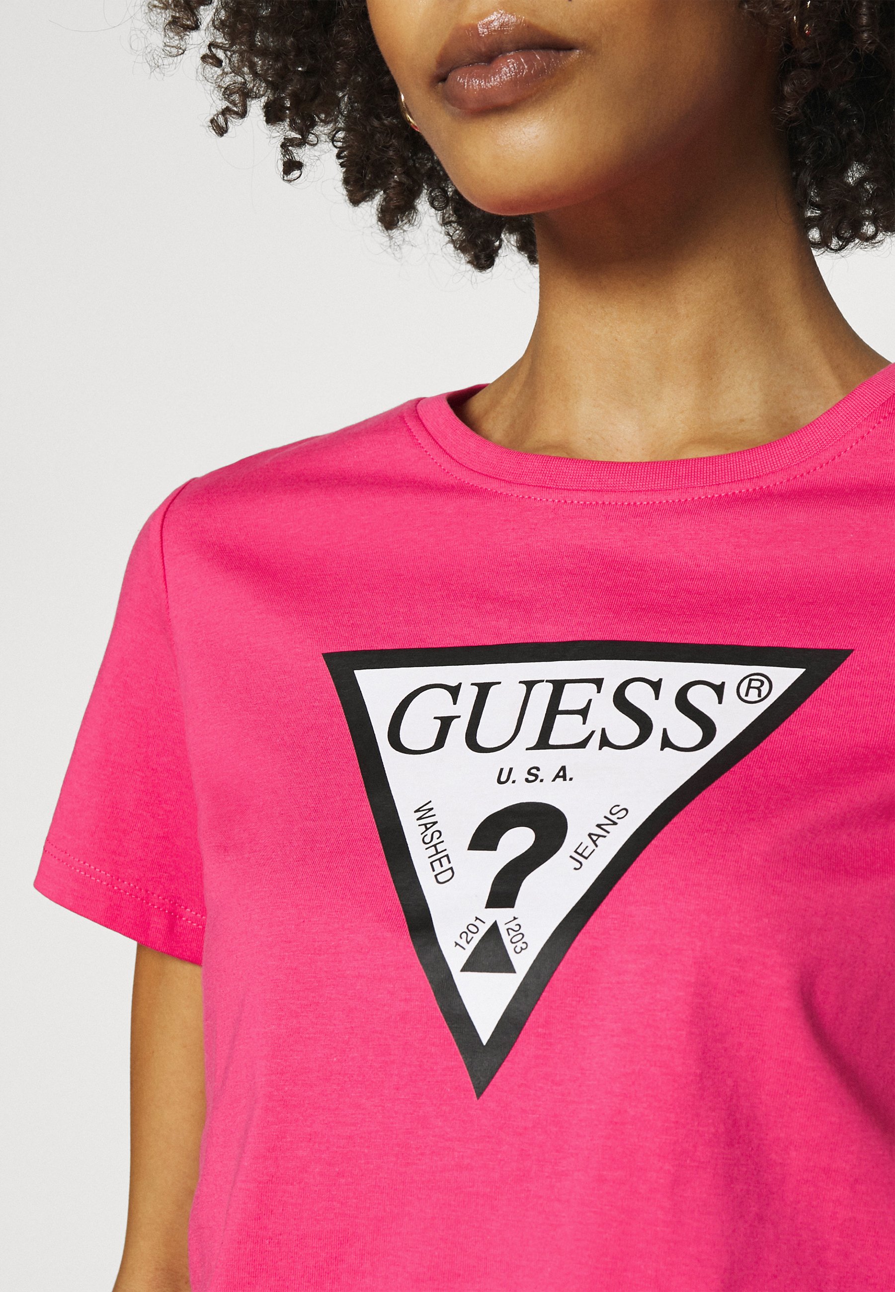guess pink tee