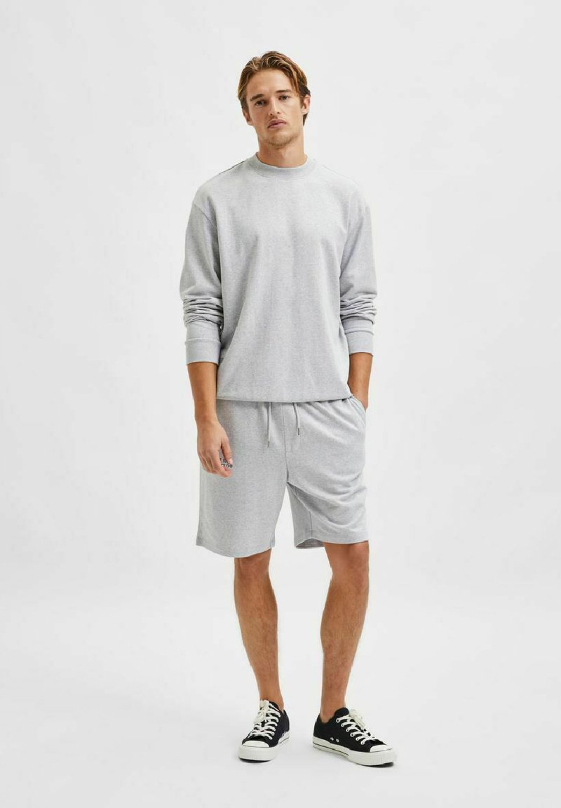 Herren Chino Shorts | Selected Homme SLHLOOSEAAREN Shorts grey melange/grau - VJ41564 Herren Chino Shorts | Selected Homme SLHLOOSEAAREN Shorts grey melange/grau - VJ41564
