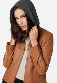 Ricano NELE - Leren jas - cognac braun