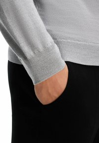 FALKE BASIC ROLL NECK - Maglione - light grey