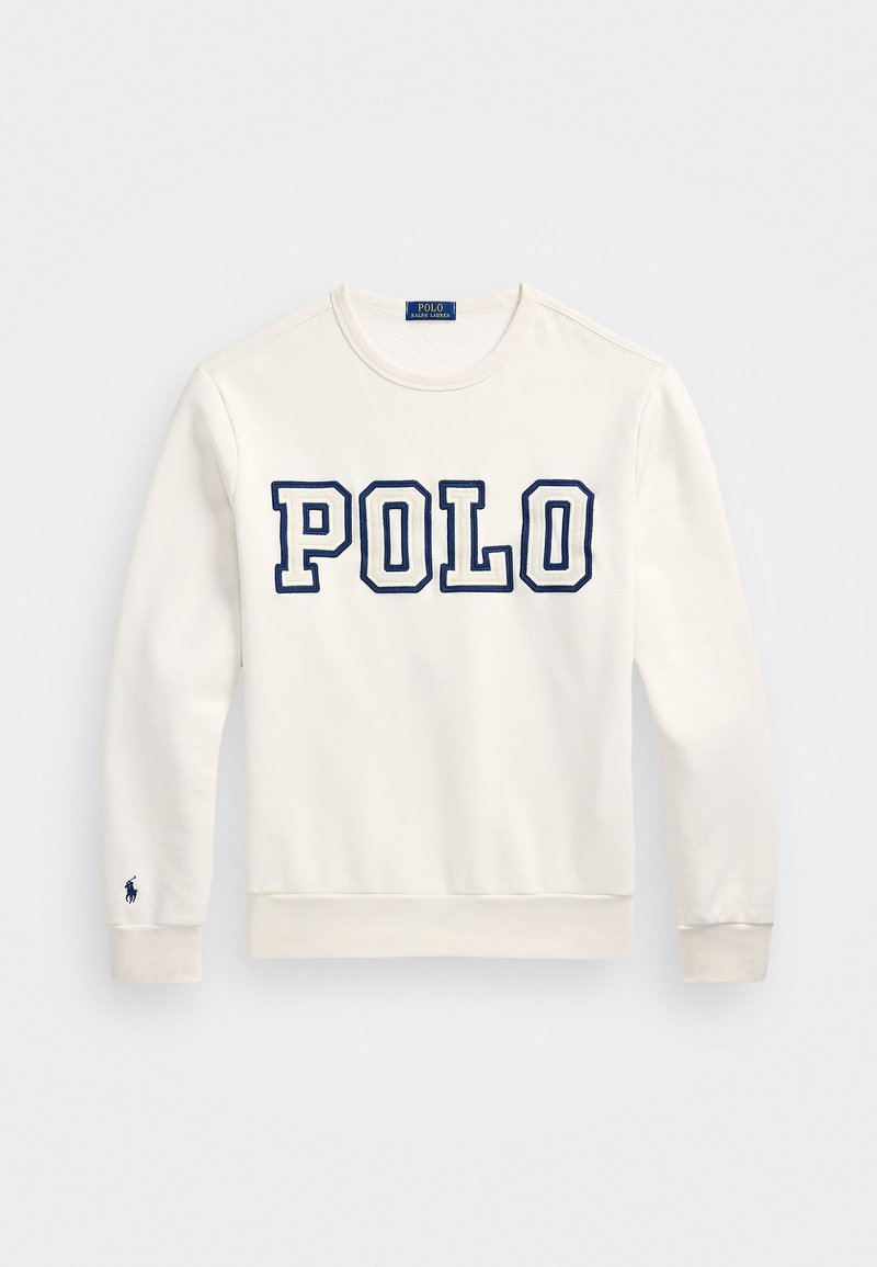 Sweatshirt blanc avec "POLO" en lettres majuscules bleu marine, col rond, manches longues, poignets et ourlet côtelés, avec un petit logo sur la manche gauche.