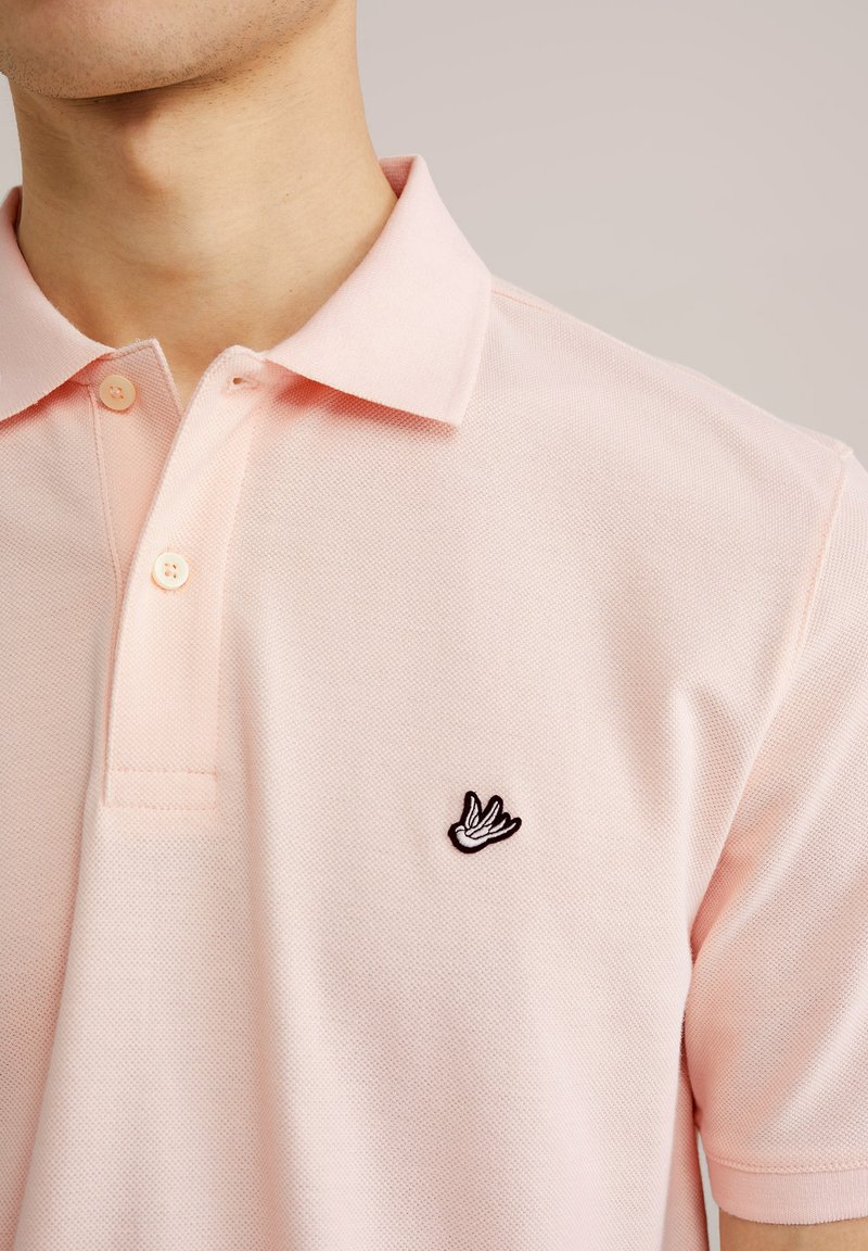 WE Fashion THE PIQUE Polo salmon pink/saumon