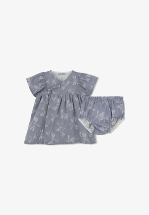 Robe bleue pour tout-petit avec motif de libellules et culotte assortie, manches courtes et taille froncée.