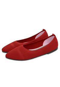 Rode gebreide ballerina's met een spitse neus, voorzien van een meshtextuur, elastische randen en een platte rubberen zool.