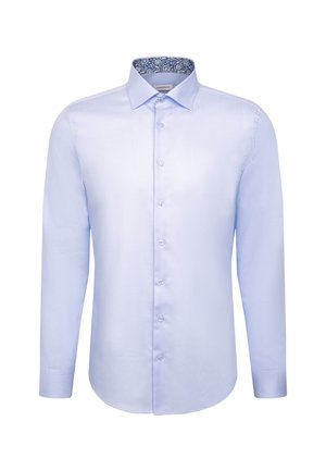 Helles blaues Langarmhemd mit Knopfleiste und kontrastierender floraler Innenkragenverarbeitung.