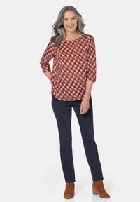 GOLDNER 3/4-ARM MIT GRAFISCHEM DRUCK - Bluse - brown
