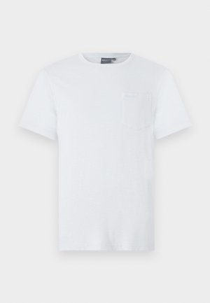 Λευκό βαμβακερό μπλουζάκι με κοντό μανίκι, στρογγυλή λαιμόκοψη και μια μικρή τσέπη μπροστά. Μαλακή υφή και μινιμαλιστικός σχεδιασμός.