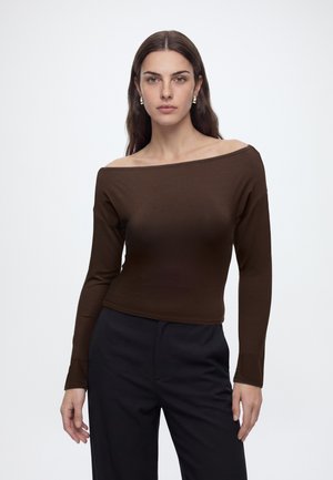 ONLY, ONLVANJA OFF SHOULDER - Langærmet T-shirt - coffee bean