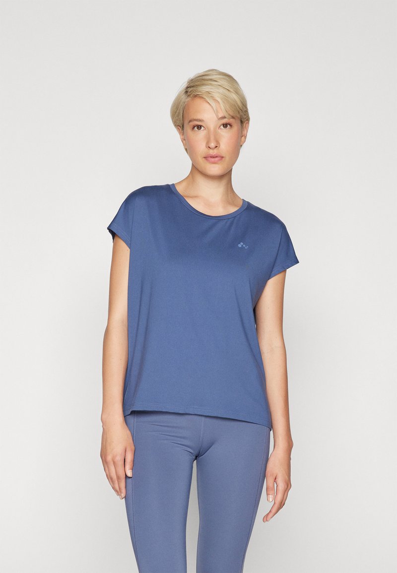 ONLY Play ONPAUBREE LIFE ON BAT LOOSE - T-skjorte til trening - vintage indigo