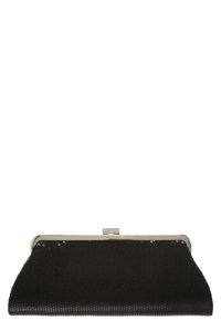 Pochette de soirée noire en sequins avec cadre et fermoir en métal argenté, présentée sur fond blanc.