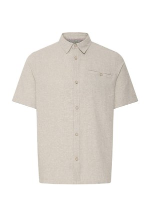 Beež lühikeste varrukatega nööpidega särk, terava kraega ja nööbitava rinnataskuga, ühtlase tekstuuriga riie, vabaaja stiil.