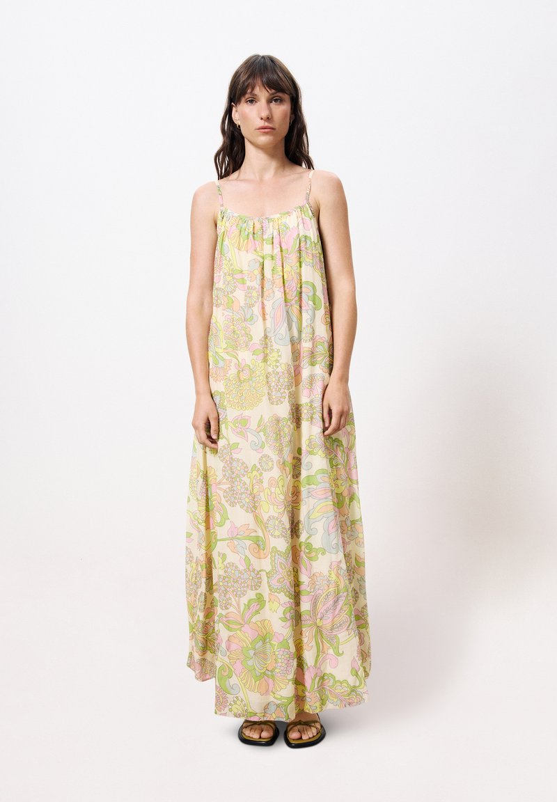 Maxikleid aus leichtem Stoff mit floralen Mustern in Pastellfarben. Verfügt über verstellbare Spaghettiträger und eine lockere Passform.