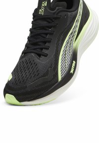 Puma Zapatillas running asfalto - black fizzy apple