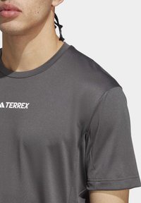 Adidas Terrex TERREX MULTI - Pamata T-krekls - black