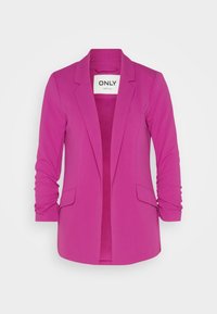 Fuchsia blazer med långa ärmar, öppen framsidesdesign, två främre fickor och en slät textur. Etiketten läser "ONLY."