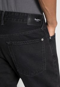 Pepe Jeans CALLEN CROPPED - Calças de ganga de corte afunilado - denim