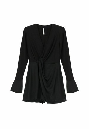 Jumpsuit nero in stile avvolgente con maniche lunghe svasate, dettaglio in vita annodato e tessuto morbido e leggero.
