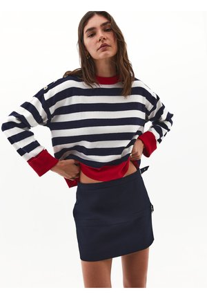 CREW NECK STRIPED  - Maglione - stripe comb